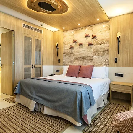 Hotel Santemar 4*