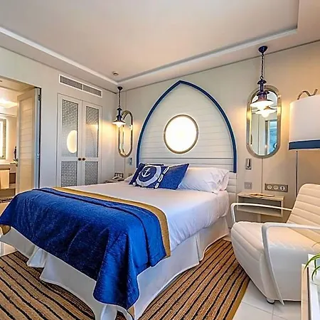 Hotel Santemar 4*